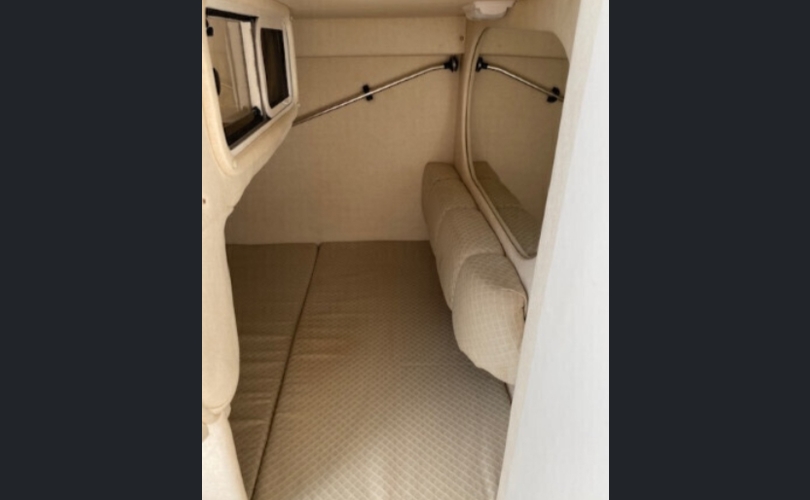 Sea Ray Sundancer 260-kuva-6